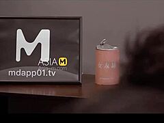 Груб и напаљен: оригинални азијски порно видео са напаљеном азијском девојком