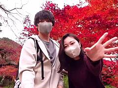 Parejas adolescentes cachondas en un encuentro voyeurista en Kioto, Japón