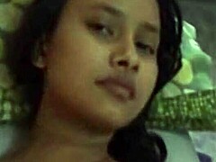 Milá indická přítelkyně Mamata má sex s přítelem během 18 minut