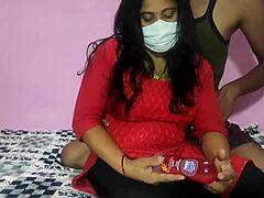 วิดีโอชาวปากีสถานแสดงสาวสกปรก Sheela ประสบความสุขกับการมีเพศทางทวารหนักครั้งแรก