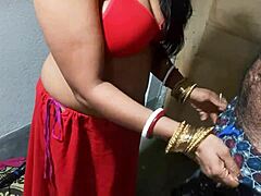 Indiske pars bryllupsnat bliver til hed sex - arabisk lyd inkluderet