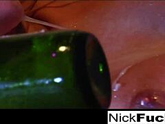 Ник Мэннинг жестко трахается с курящей порнозвездой